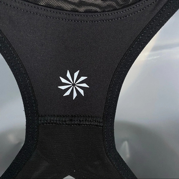 Athleta Sports Bra, 32C - Picture 4 of 10